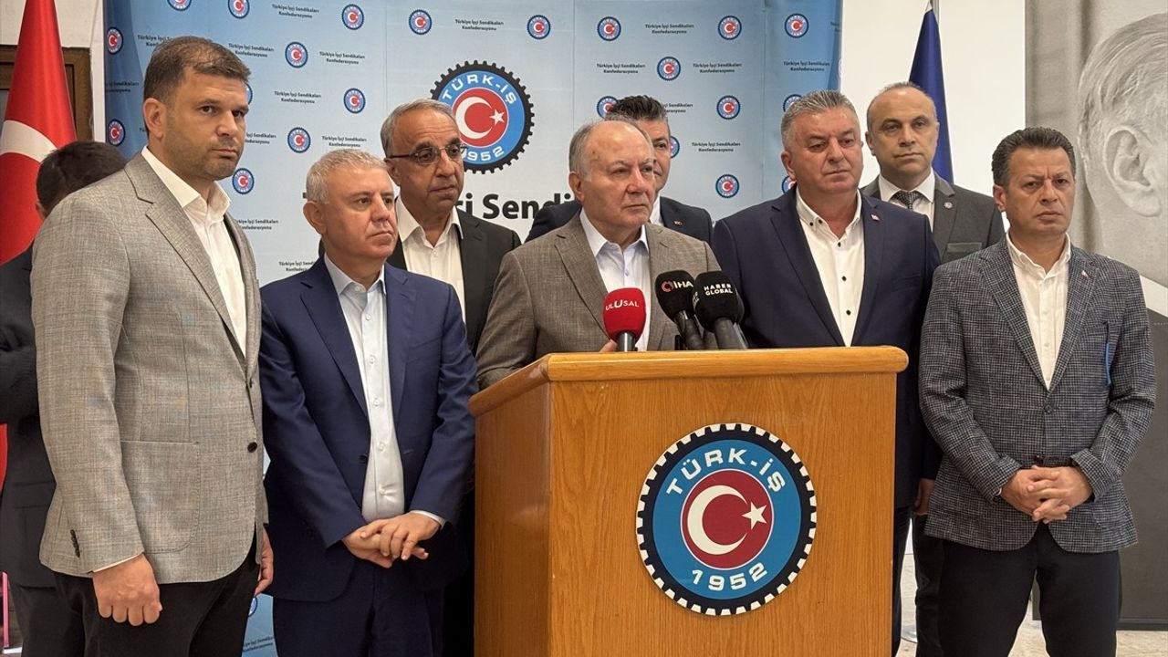 Kamu İşçilerinin Zam Teklifleri Başlıyor