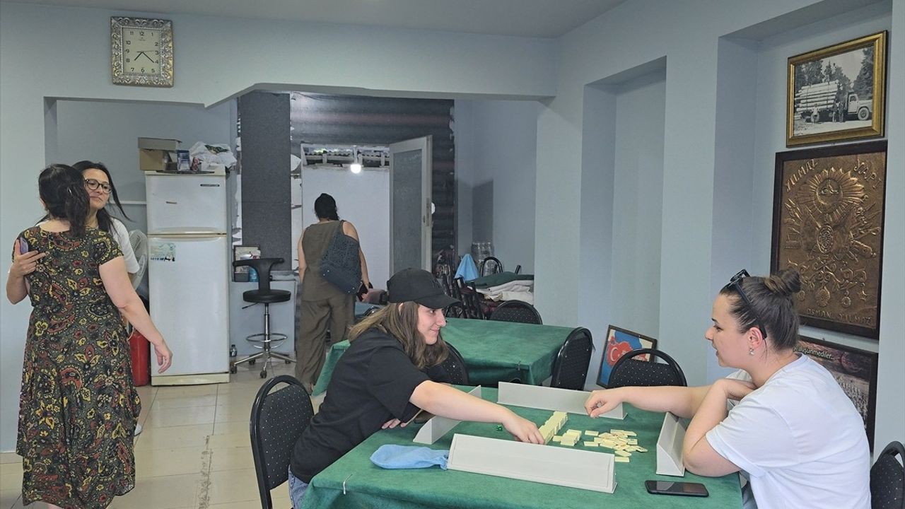 Karabük'te Kadınlara Özel Kıraathane Günü