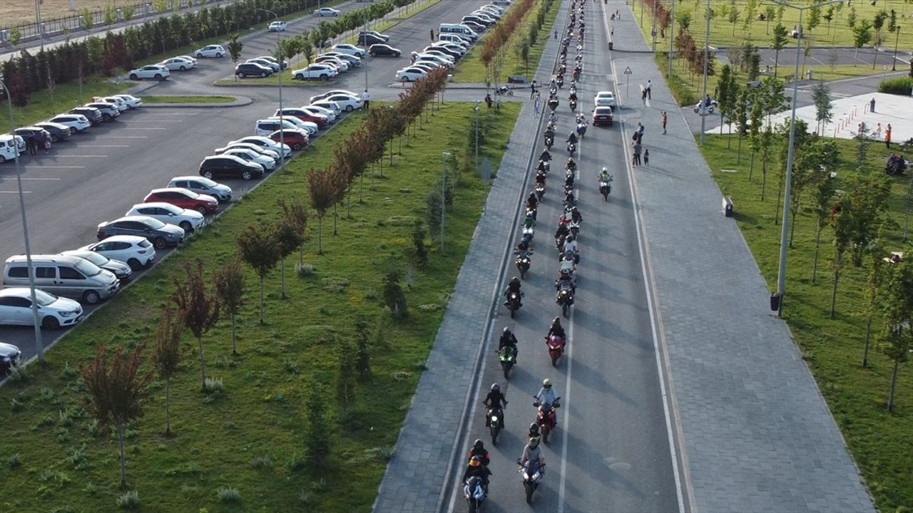 Kayseri'de Motosiklet Grubundan Uyuşturucuya Hayır Mesajı