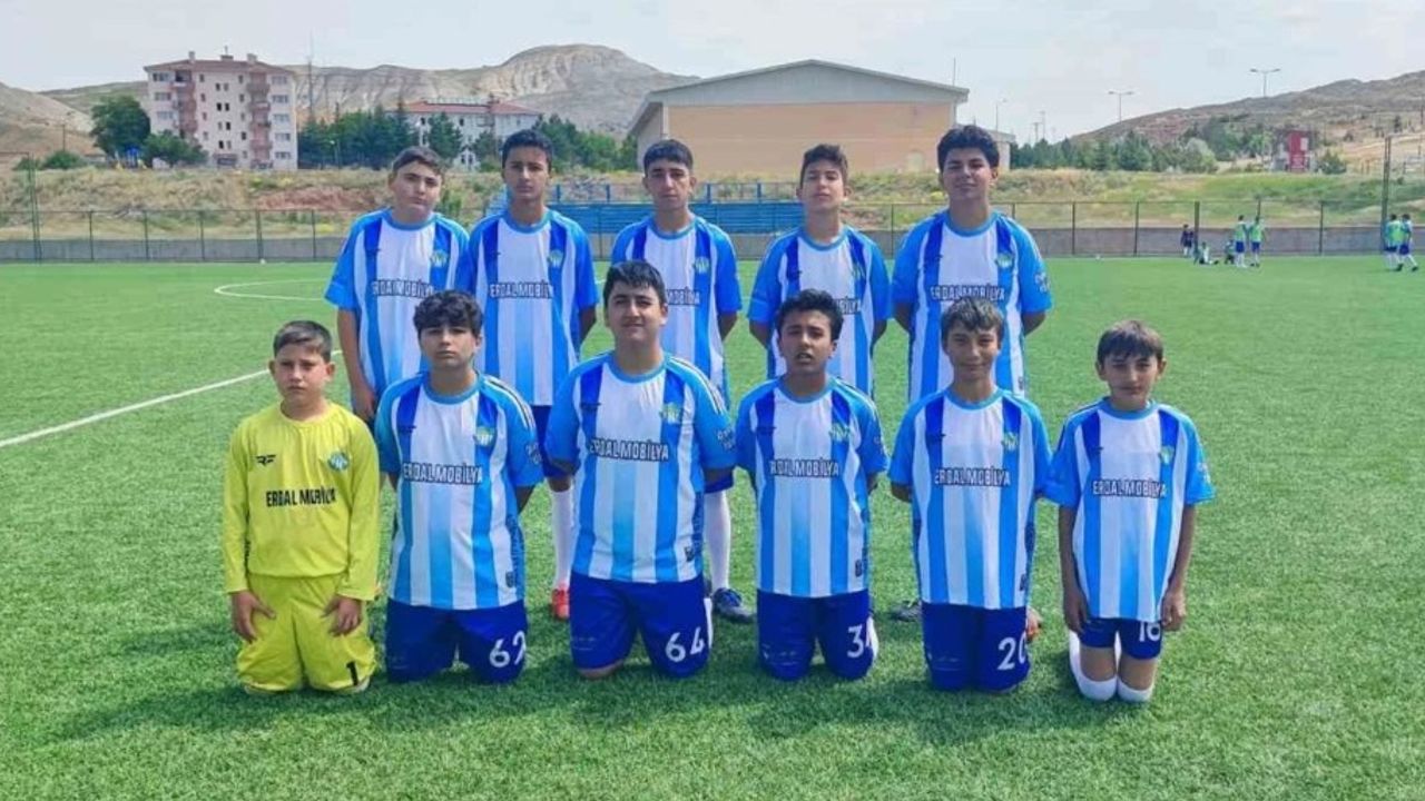 Kayseri'de Ücretsiz Yaz Spor Kursu: Akkışla'da Çocuklar İçin Seferberlik