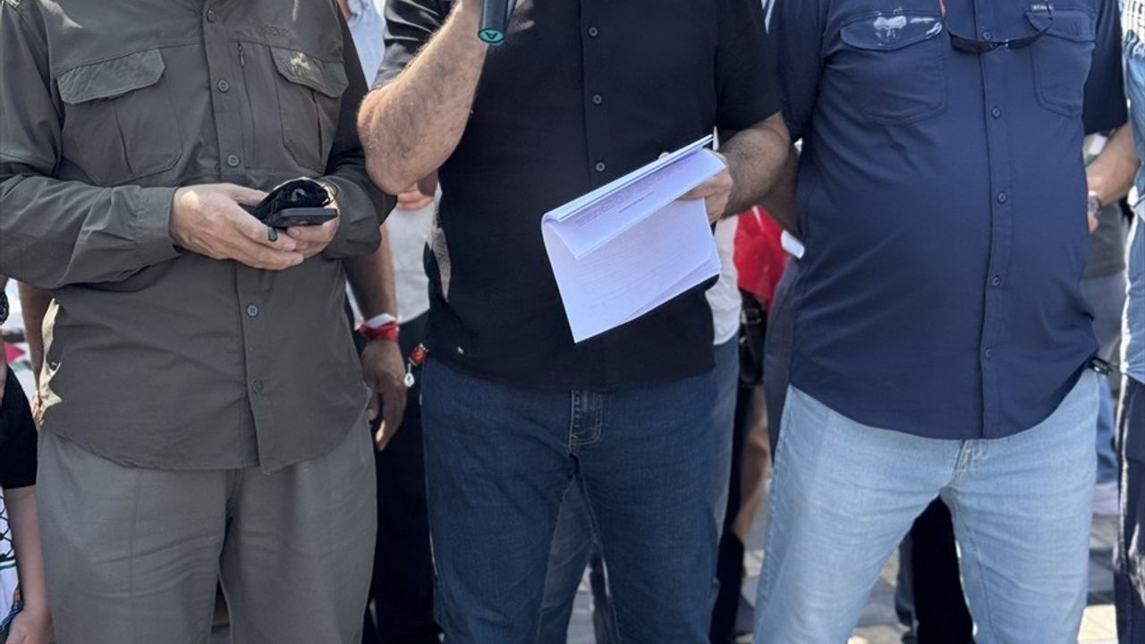 Kayseri'den Küresel Gazze Yürüyüşü'ne Katılacak Kafile Yola Çıktı