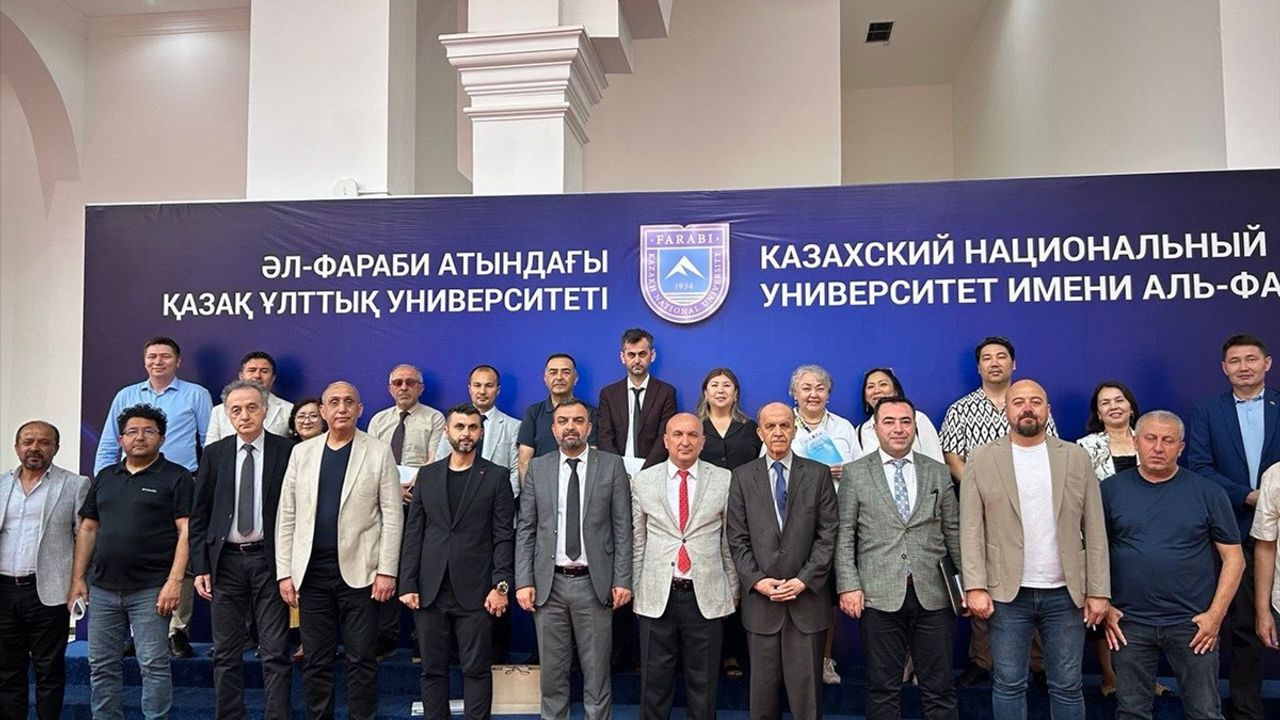 Kazakistan'da Yesevi Yolu ve Mirası Paneli
