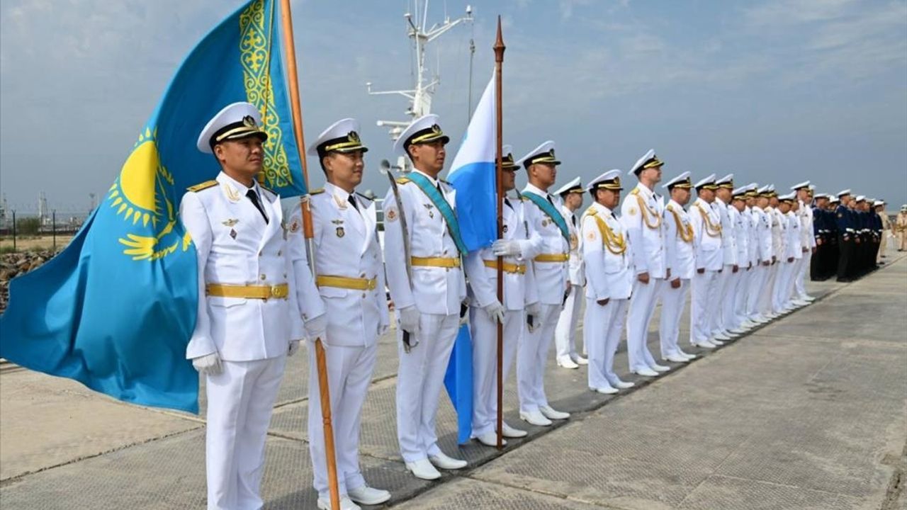 Kazakistan ve Azerbaycan'ın Hazar'daki Ortak Tatbikatı: Hazar Esintisi-2025