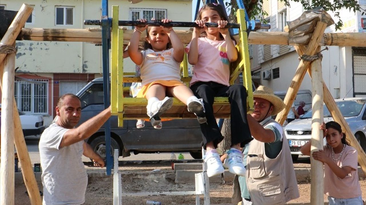Kilis'teki Geleneksel Bayram Yeri Çocukların Neşesiyle Şenlendi