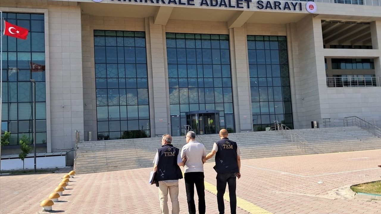 Kırıkkale'de Firari FETÖ Hükümlüsü Sahte Kimlikle Yakalandı