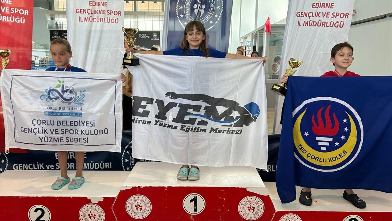 Kırkpınar Yüzme Şenliği Tamamlandı