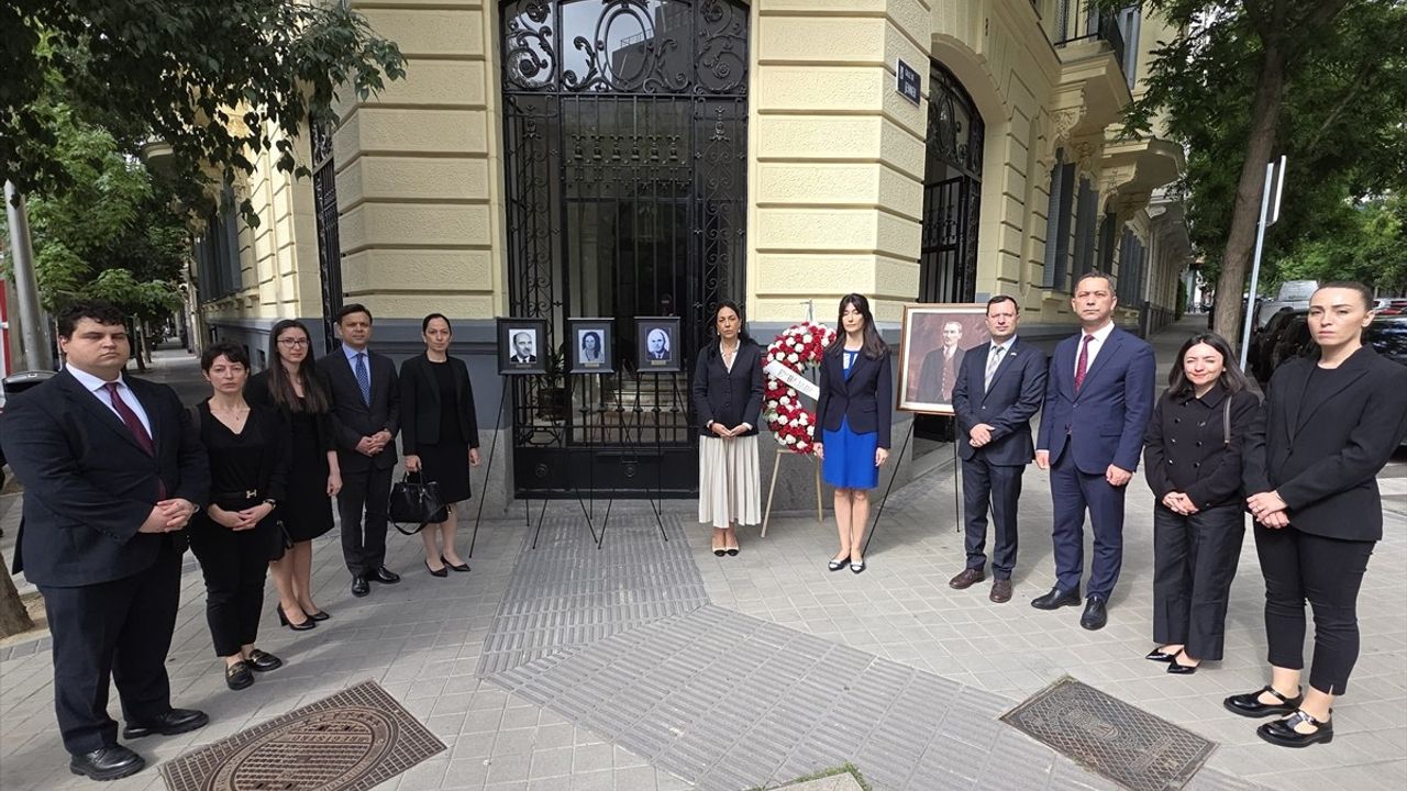 Madrid'de Ermeni Terörüne Kurban Gidenler Anıldı