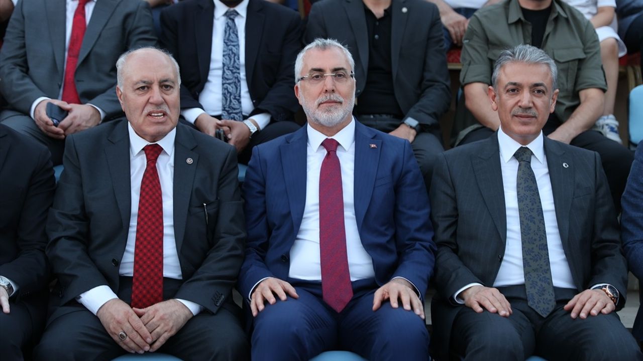 Mardin'de 17. Yeşilli Uluslararası Kültür Sanat ve Kiraz Festivali