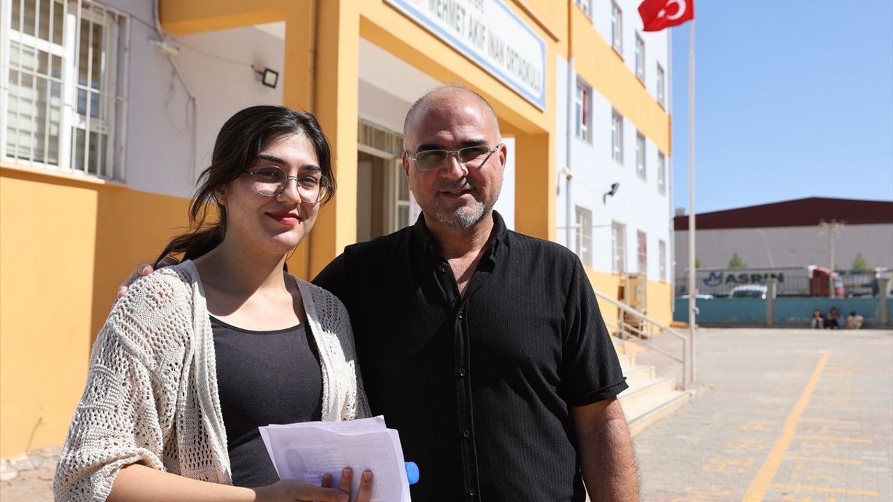 Mardin'de Baba ve Kızının YKS Heyecanı