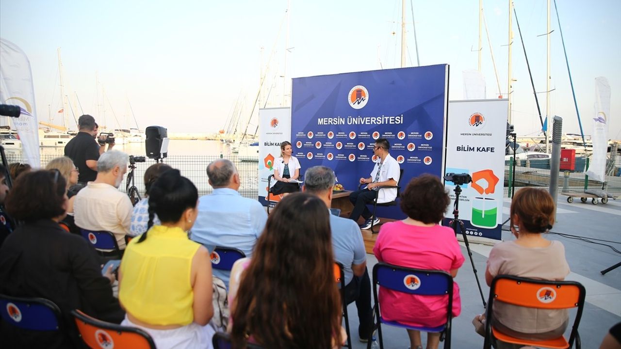 Mersin'de Ağız ve Diş Sağlığına Dikkat Çeken Etkinlik