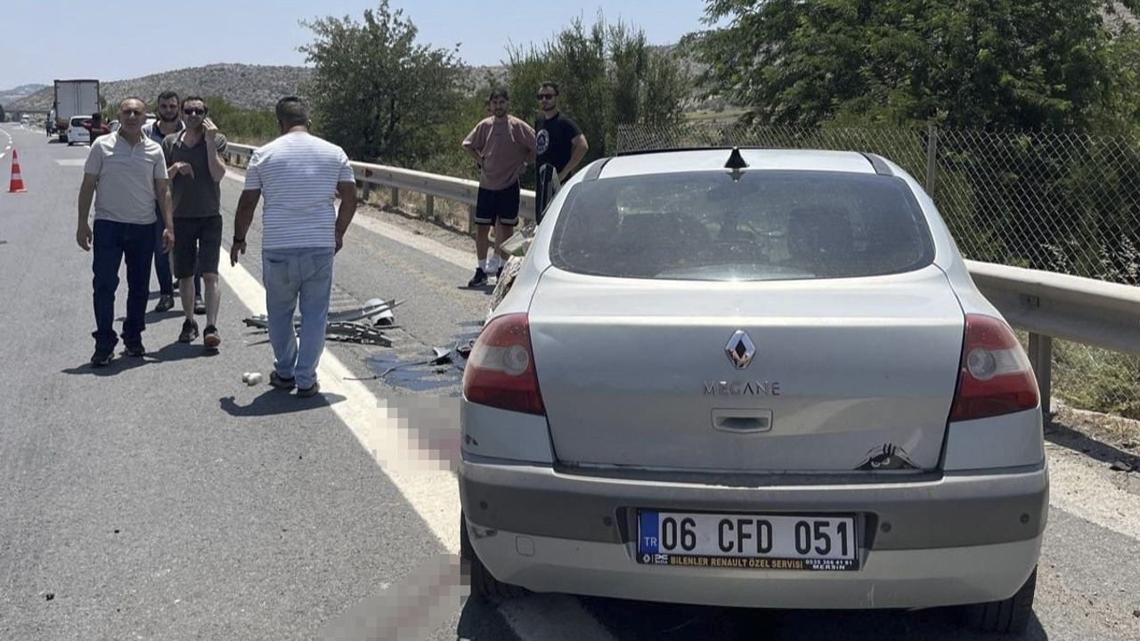 Mersin Tarsus'ta Trafik Kazası: Genç Sürücü Hayatını Kaybetti