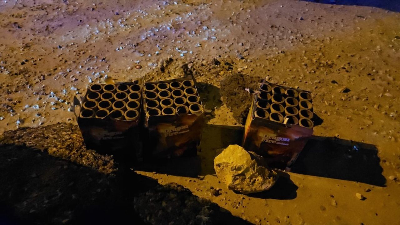 Mudanya'da Havai Fişek Yangını