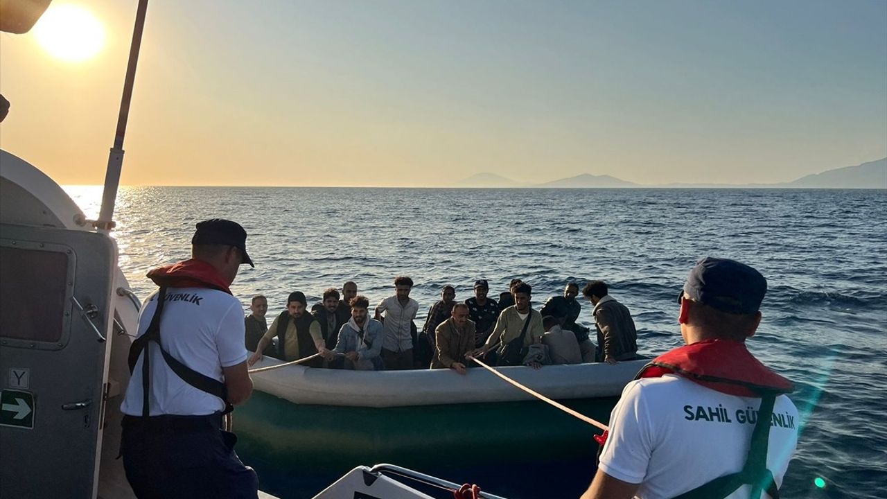 Muğla Açıklarında Düzensiz Göçmen Kurtarma Operasyonu