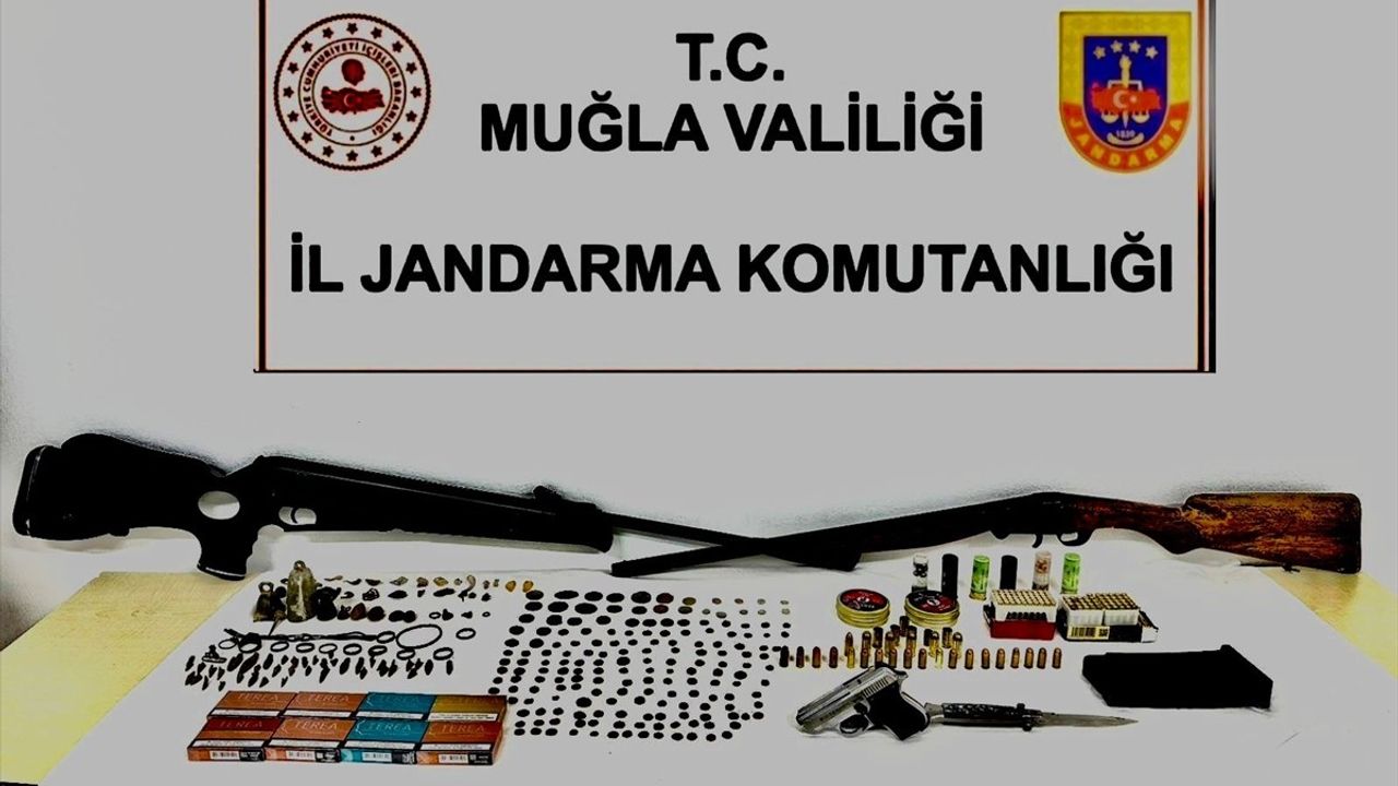 Muğla'da Tarihi Eser Kaçakçılığı Operasyonu: İki Gözaltı