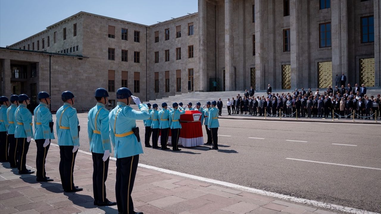 Mükerrem Levent İçin Meclis'te Cenaze Töreni Düzenlendi