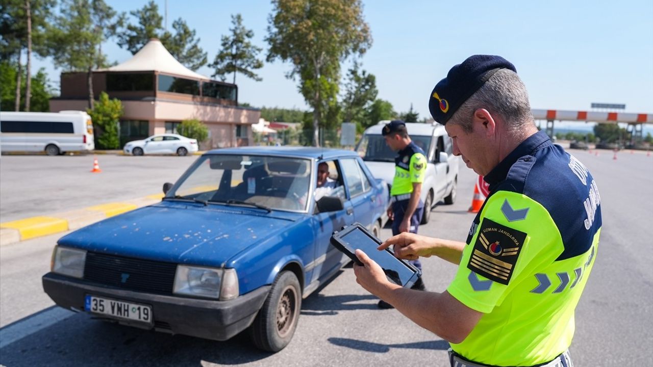 Otoyol Jandarması Bayramda Trafik Güvenliğini Sağlayacak