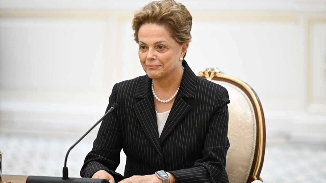 Özbekistan BRICS Yeni Kalkınma Bankasına Üye Oluyor