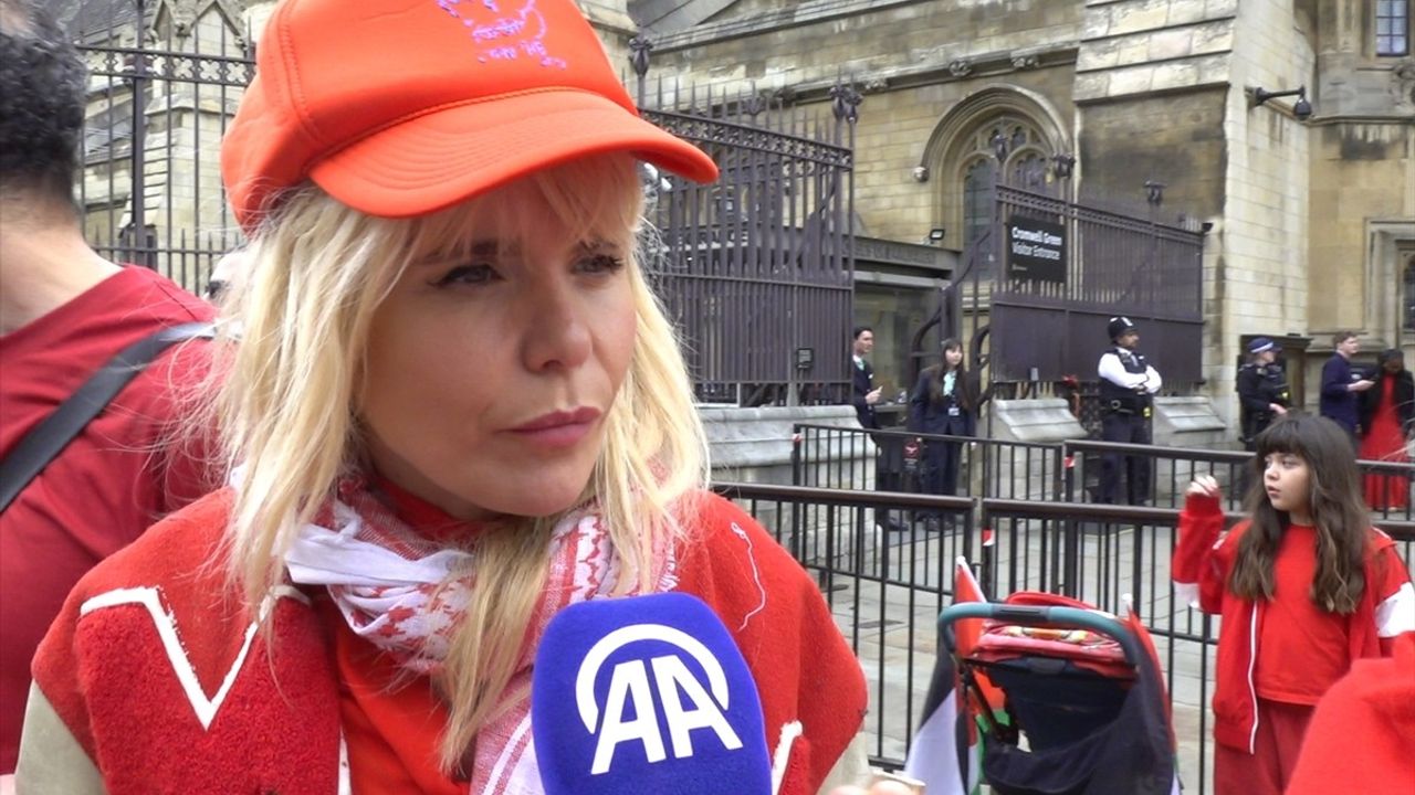 Paloma Faith'ten Gazze'ye Destek Çağrısı