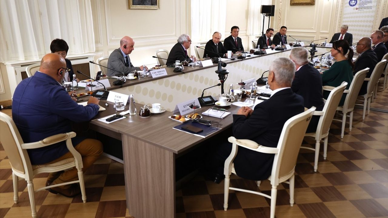 Putin'den İran ve İsrail İlgili Açıklamalar