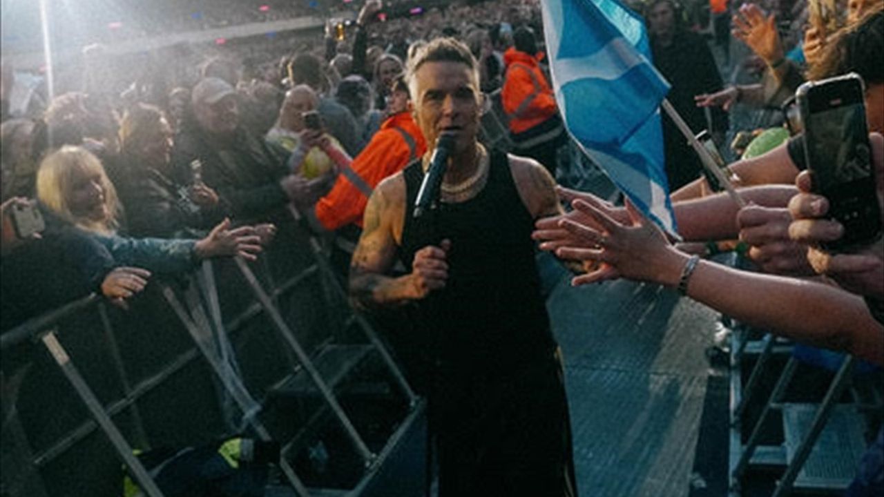Robbie Williams İstanbul Konserine Hazırlanıyor