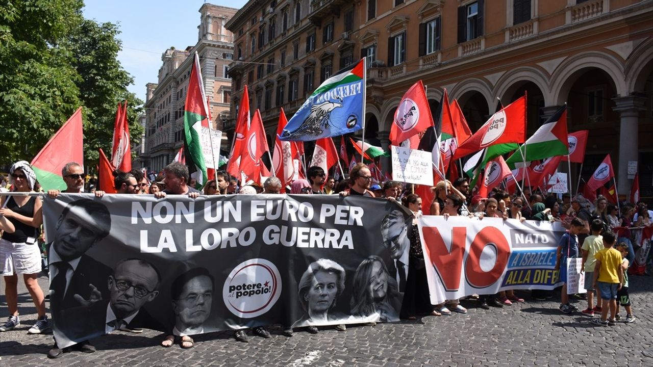 Roma'da İsrail'in Filistin'e Saldırıları ve Avrupa'nın Silahlanmasına Protesto