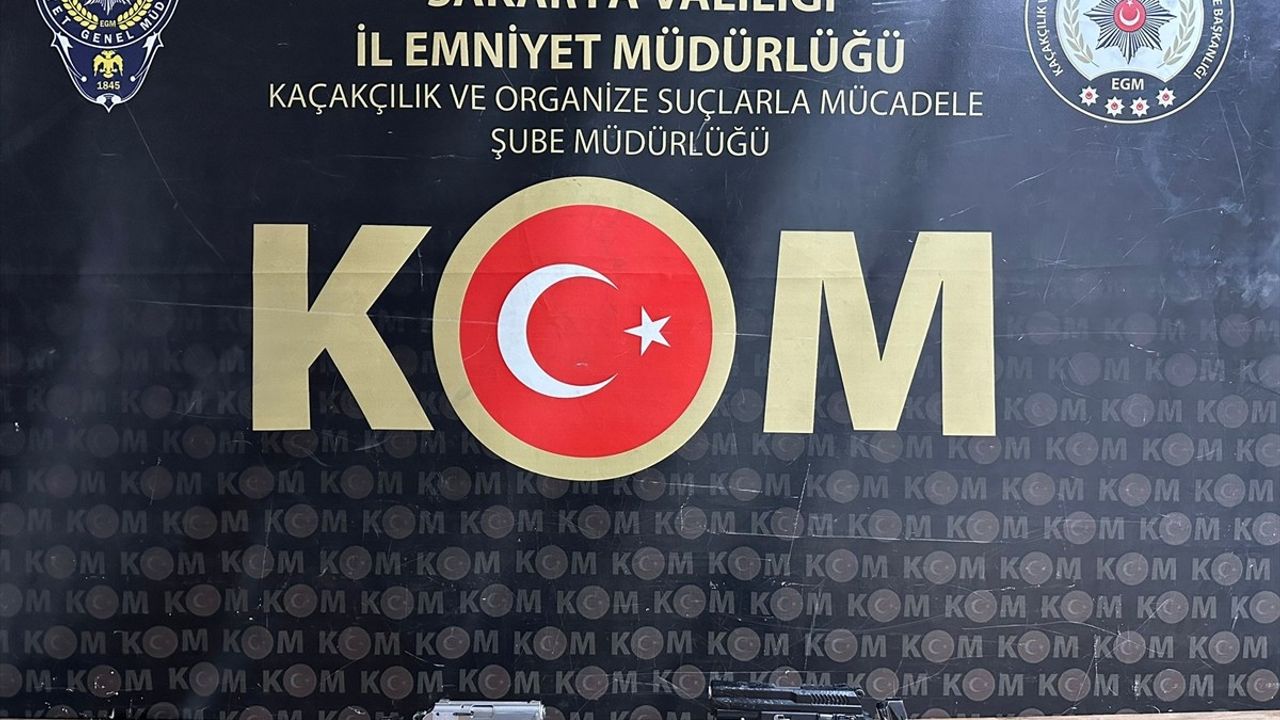 Sakarya'da Silah Kaçakçılığına Operasyon: 4 Zanlı Yakalandı