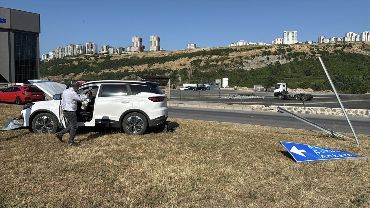 Samsun'da Korkutan Kaza: 4 Yaralı