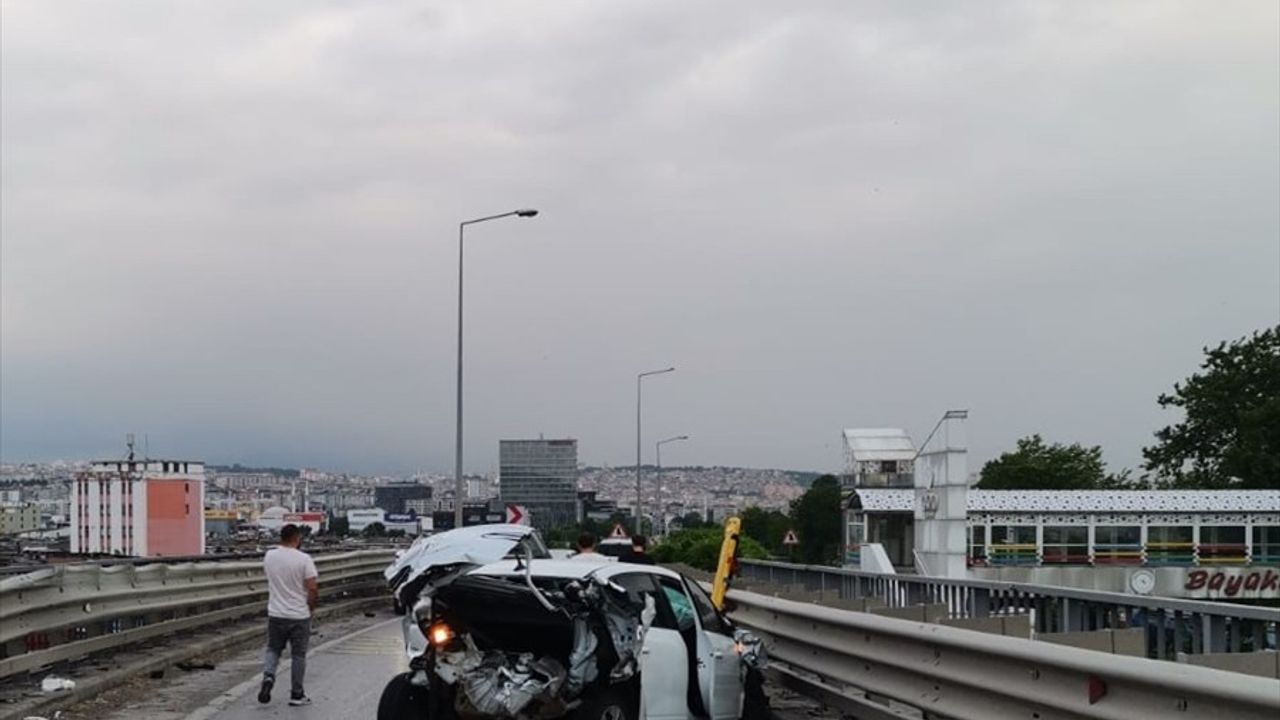 Samsun'da Otomobil Kazası: 5 Yaralı