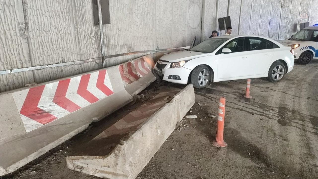Samsun'da Otomobil Kazası: 5 Yaralı