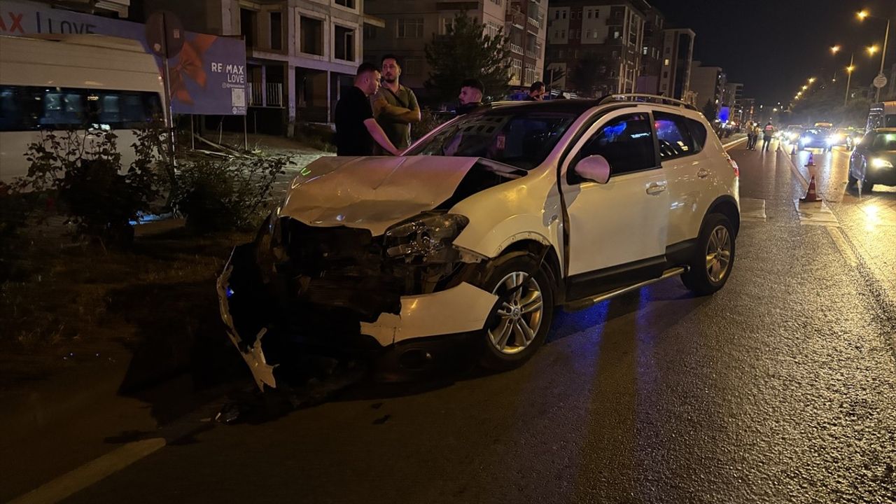 Samsun'daki Trafik Kazasında 5 Yaralı