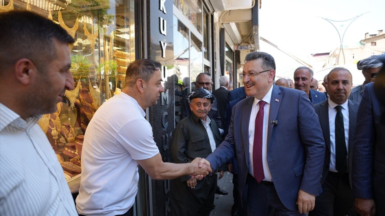 Şemdinli'de Trabzon Caddesi'nin Açılışı ve Kardeş Belediye Protokolü