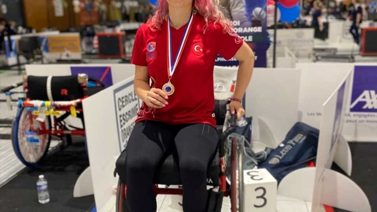 Şenay Güner Fransa'da İki Madalya Kazandı