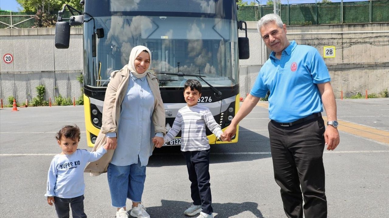 Şoförün Dikkatiyle Kaybolan Kardeşler Ailelerine Kavuştu