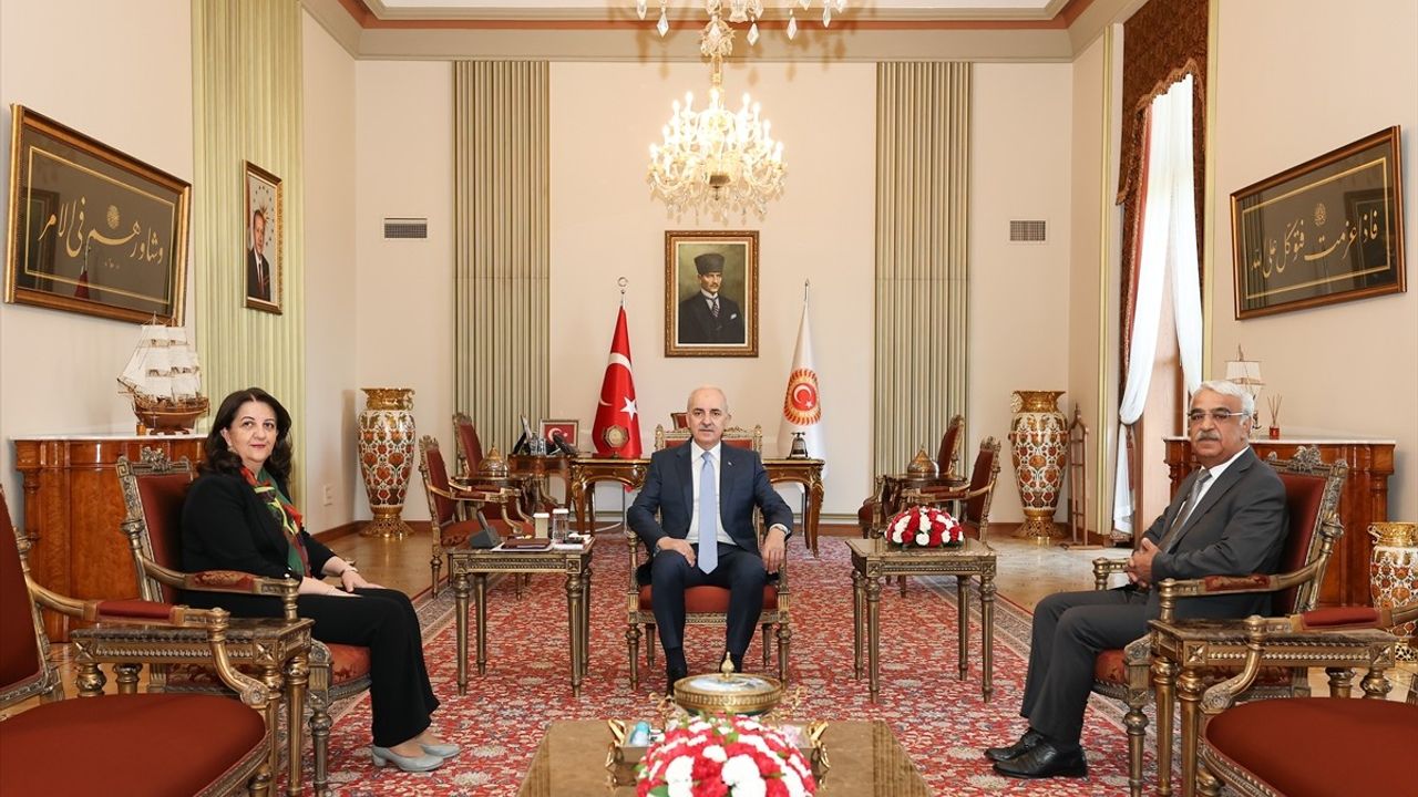 TBMM Başkanı Kurtulmuş, DEM Parti Heyeti ile Görüştü