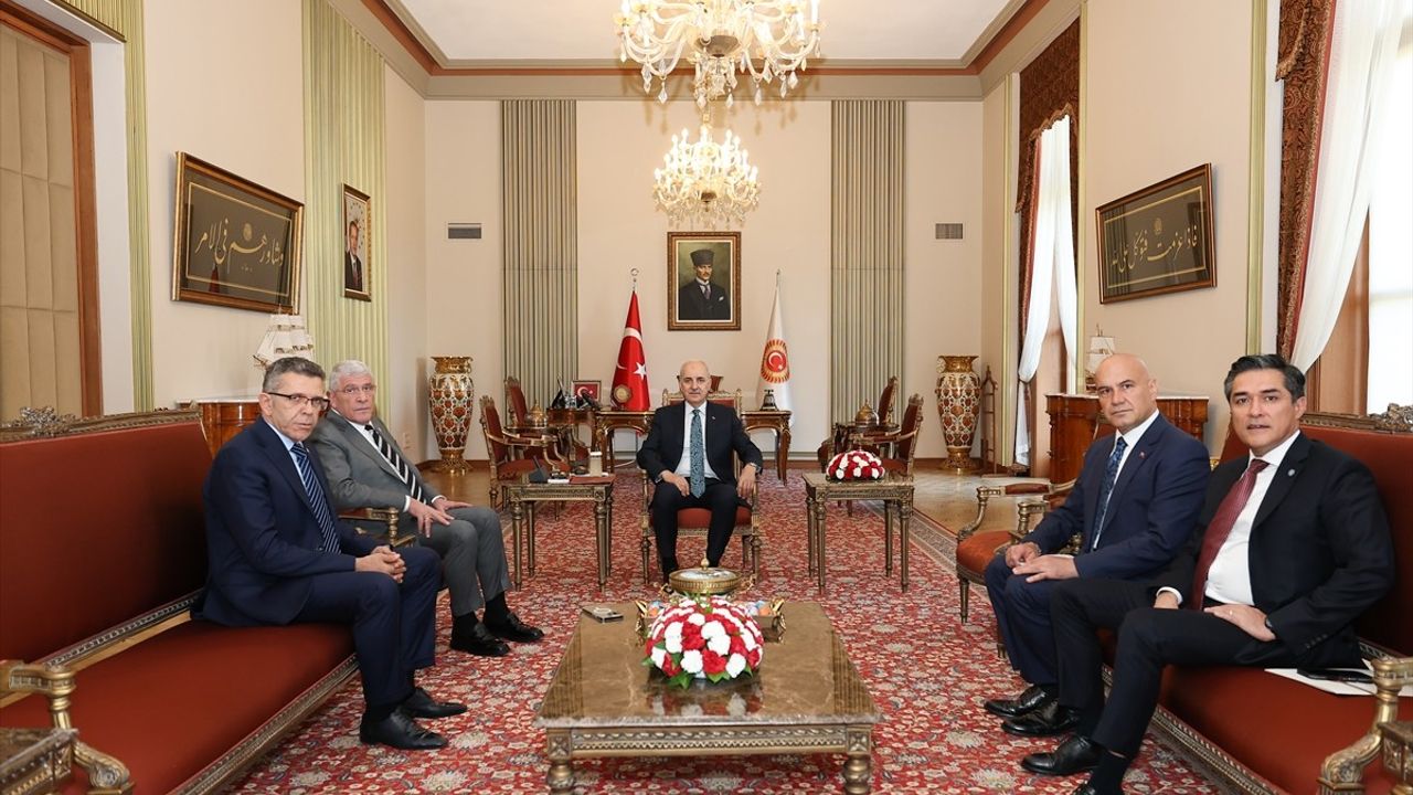 TBMM Başkanı Kurtulmuş, İYİ Parti Genel Başkanı Dervişoğlu ile Görüştü