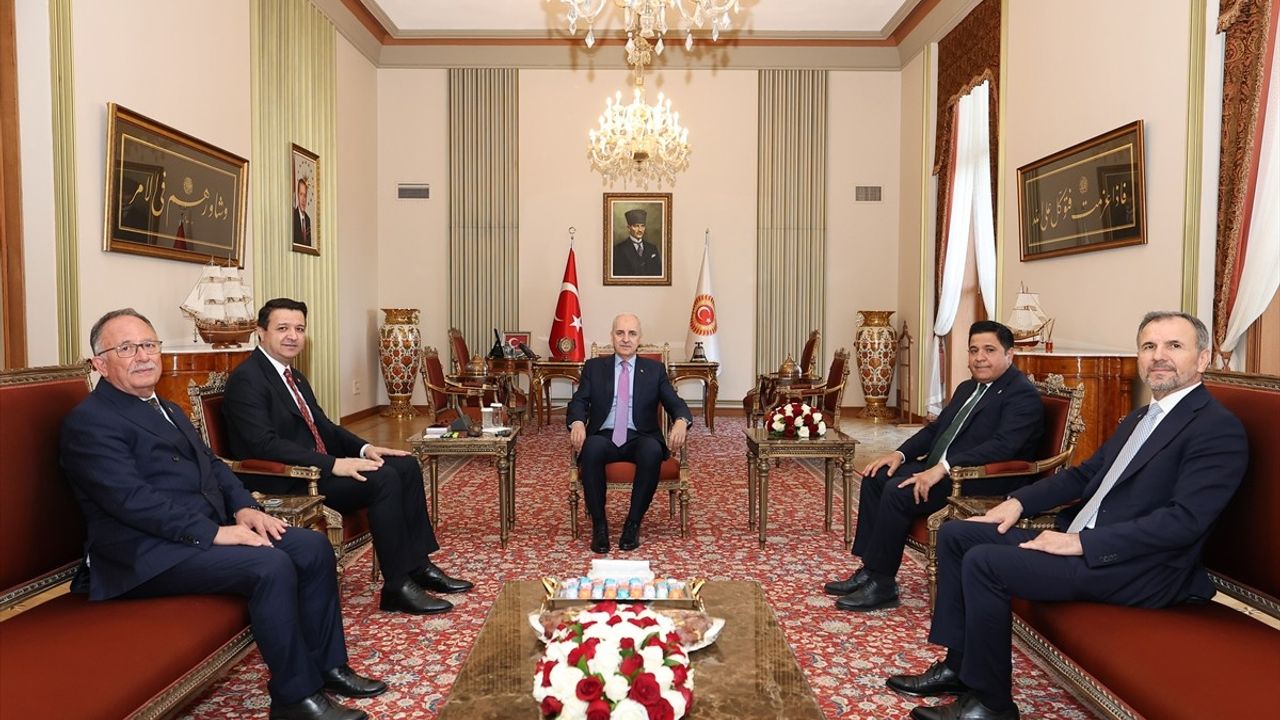 TBMM Başkanı Kurtulmuş, Saadet Partisi Lideri Arıkan'ı Ağırladı