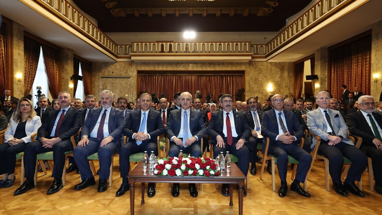 TBMM Başkanı Kurtulmuş'tan Yeni Anayasa Vurgusu
