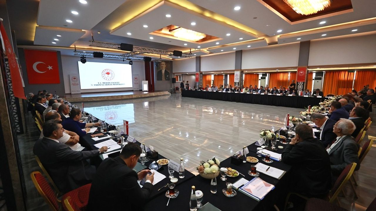TBMM Zirai Don Komisyonu Mersin'de Narenciye Bahçelerini İnceledi