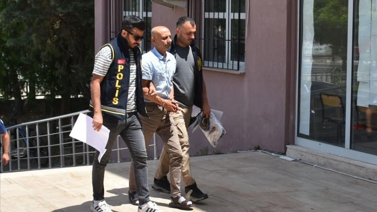 Tekirdağ'da Eşini Bıçakla Yaralayan Zanlı Tutuklandı
