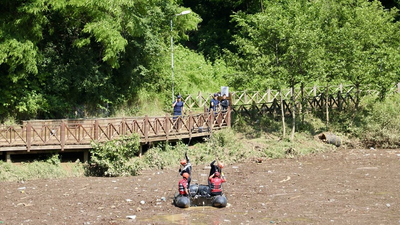 Trabzon'da Kaybolan Yaşlı Adam İçin Arama Çalışmaları Devam Ediyor