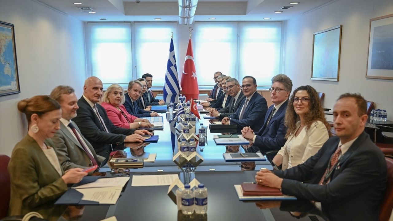 Türk ve Yunan Dışişleri Bakan Yardımcıları Siyasi Diyalog Toplantısı Gerçekleştirdi