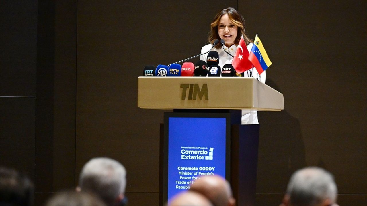 Türkiye-Venezuela Ticaret Fuarı Açıldı