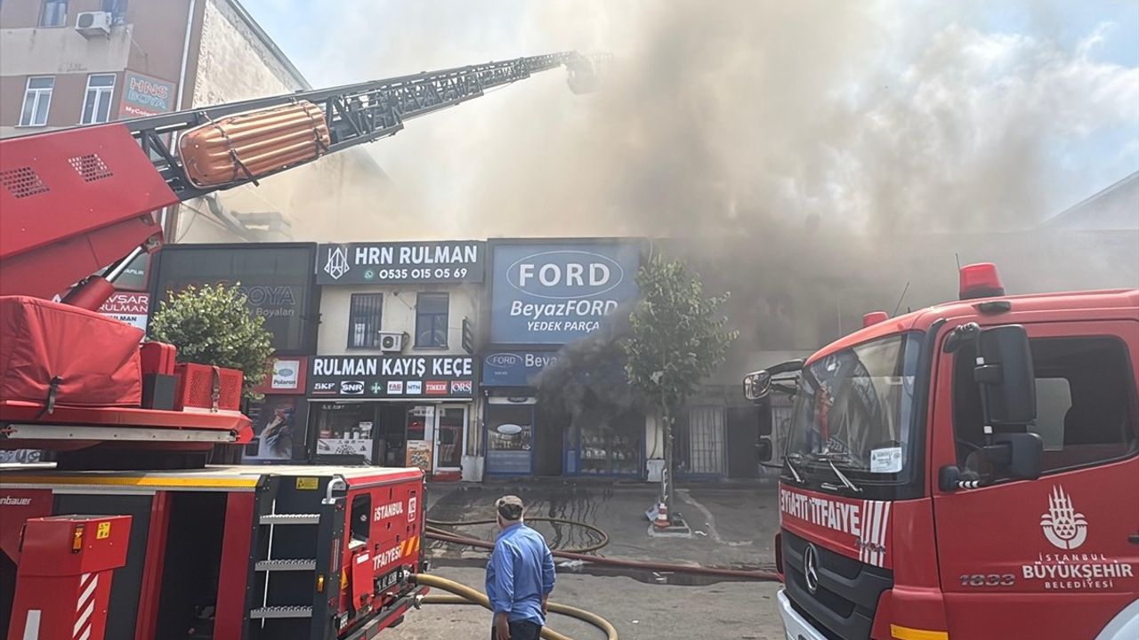 Ümraniye Oto Sanayi Sitesinde Yangın Alarmı