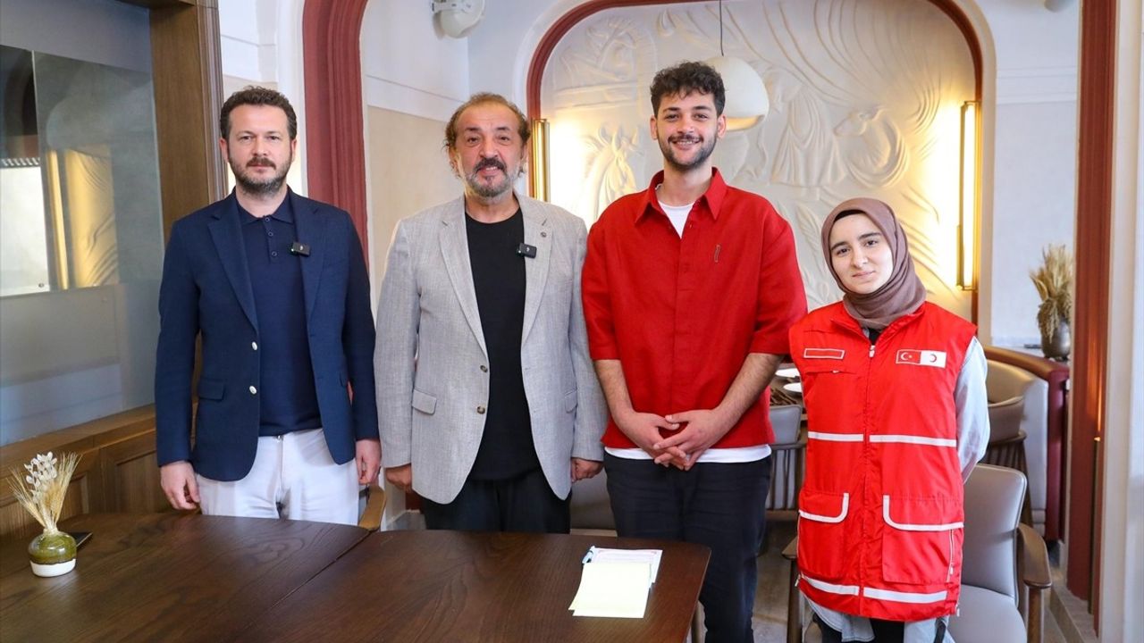 Ünlü Şeflerden Türk Kızılay'a Kurban Desteği