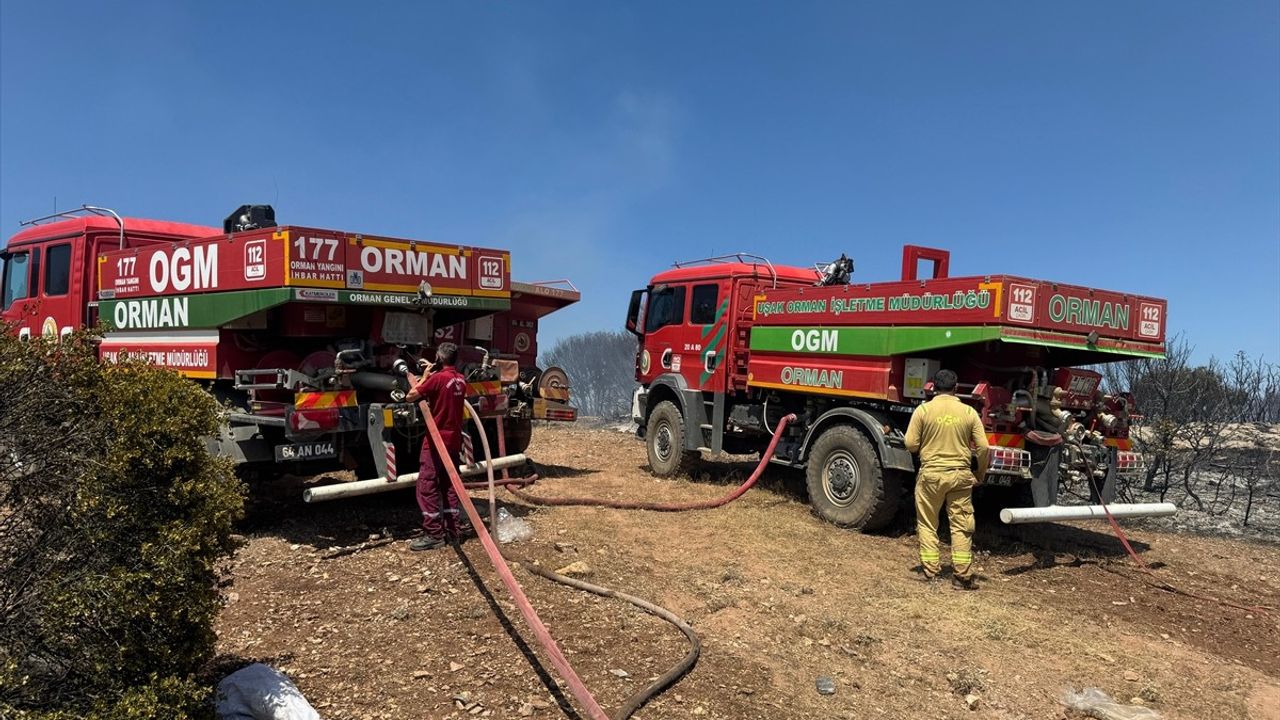 Uşak'taki Yangına Hızla Müdahale Ediliyor