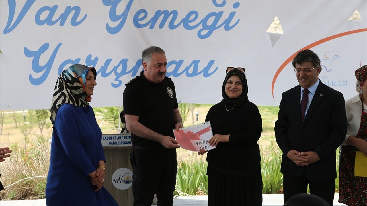 Van'da Kadın Kooperatifleri Yöresel Yemek Yarışması