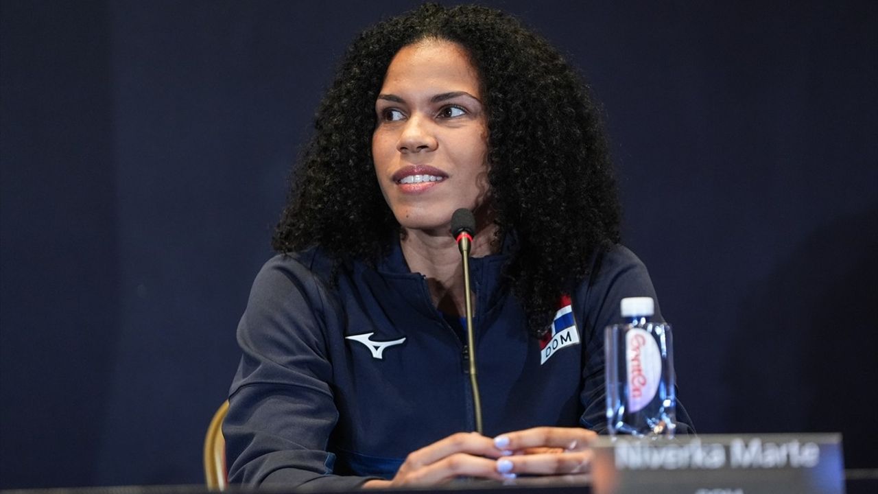 Voleybol FIVB Kadınlar Milletler Ligi Basın Toplantısı Gerçekleştirildi