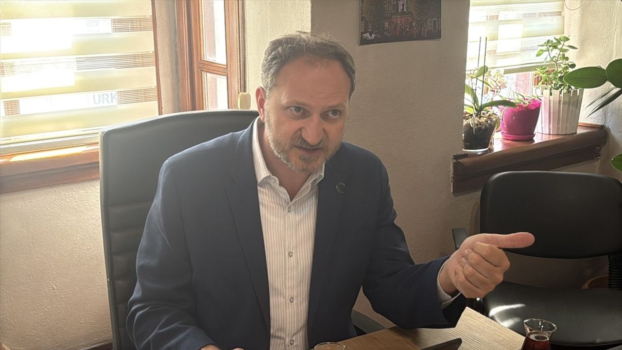 Yeşilay Genel Başkanı Dinç: Bağımlılıkla Mücadelede Azimle Çalışmalıyız