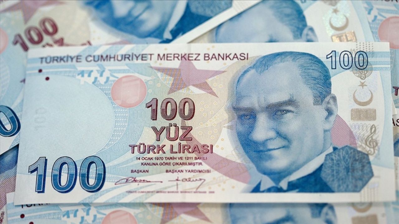 1 Ağustos'ta başlıyor! Kredi Kartı Borçlularına Faiz Müjdesi