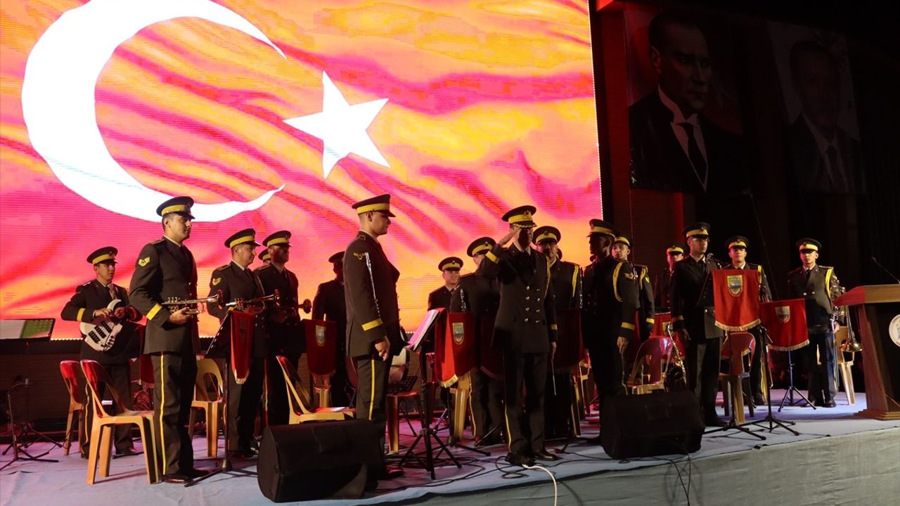 15 Temmuz Anma Etkinlikleri Erzurum ve Çevre İllerde Gerçekleştirildi